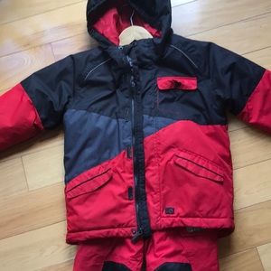 Ski jacket (8) and pants (6) Jupa boys